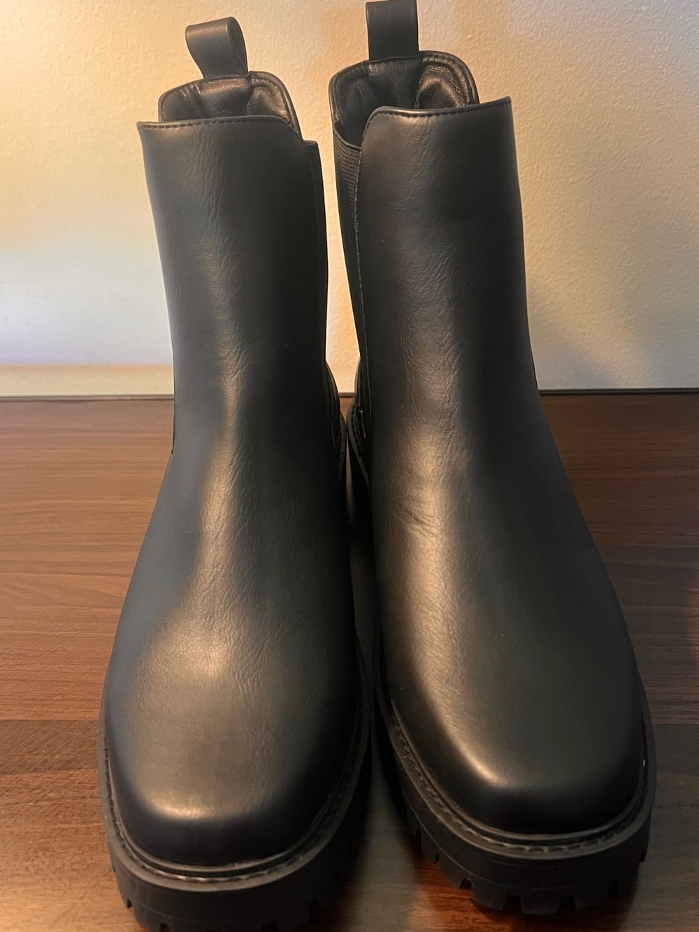 Black Chelsea Lug Boots- New- Size 9